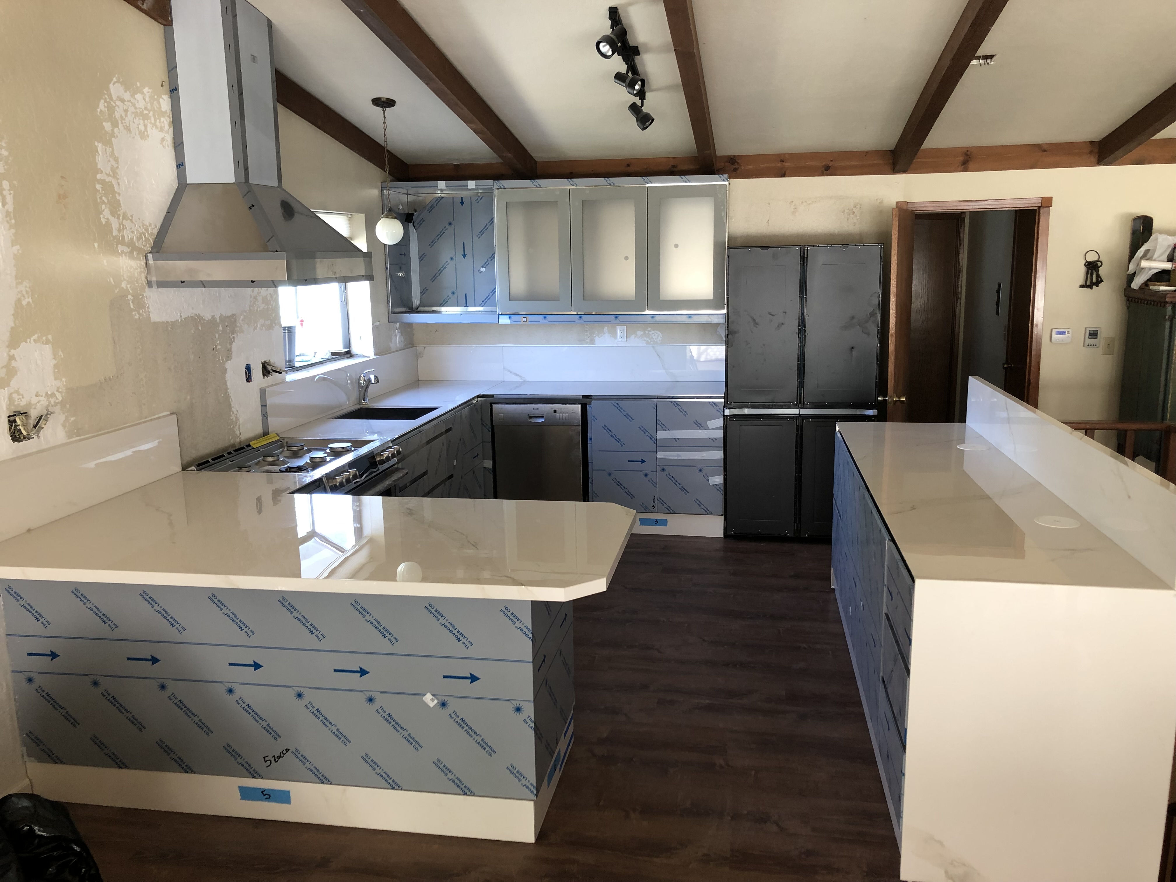 Kitchen remodel with quartz countertops